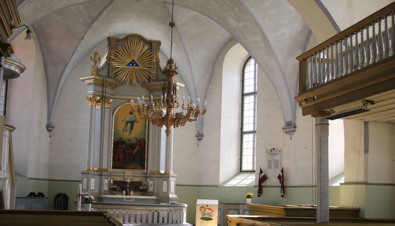 Limbažu luterāņu baznīcā ierīko apkuri