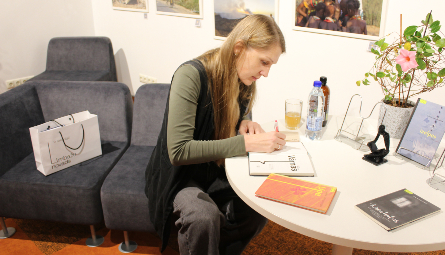 Bibliotēkas tikšanās