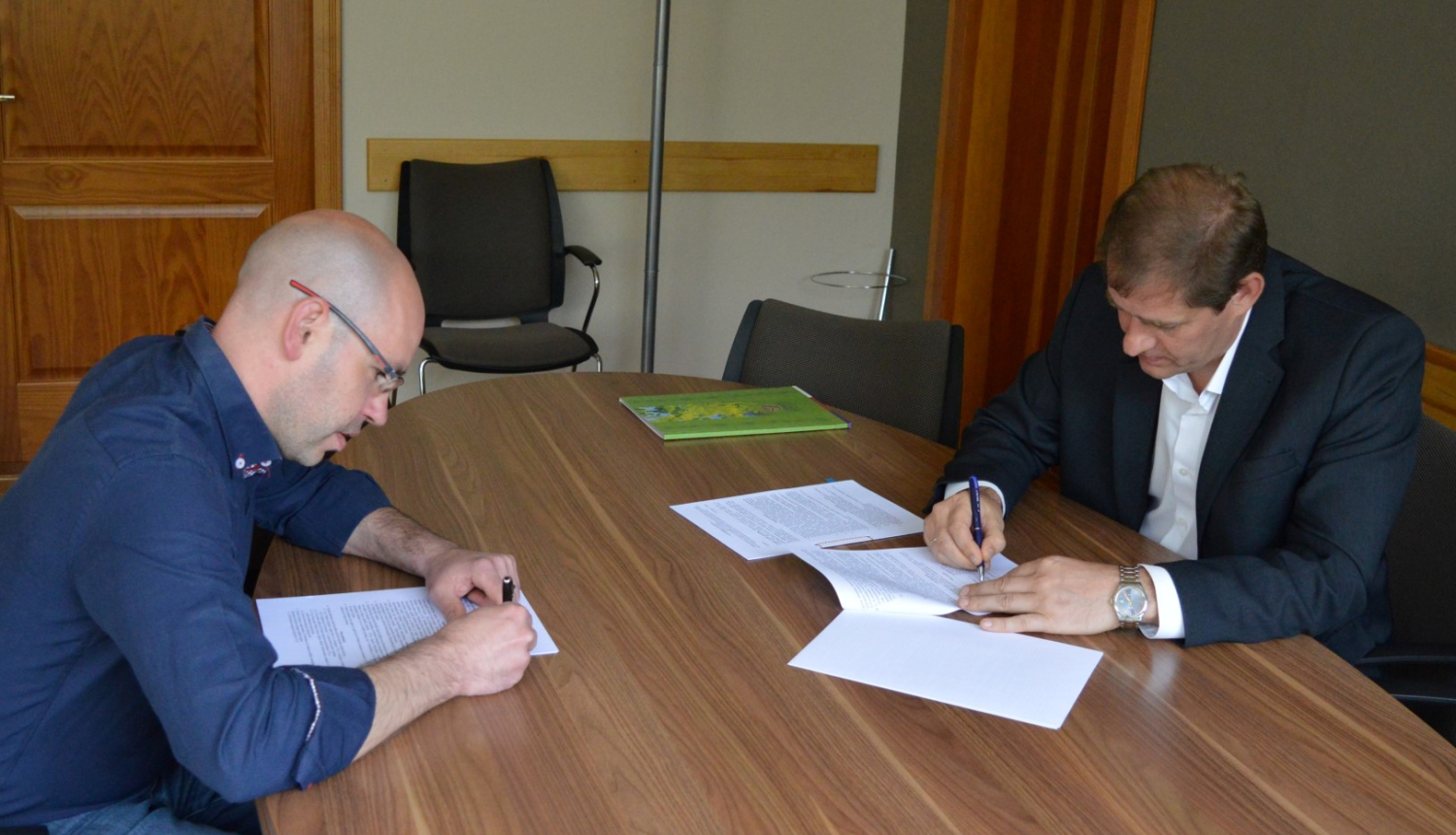 Pašvaldība noslēdz sadarbības līgumu ar SIA “Skultes kokosta” par ERAF projekta īstenošanu