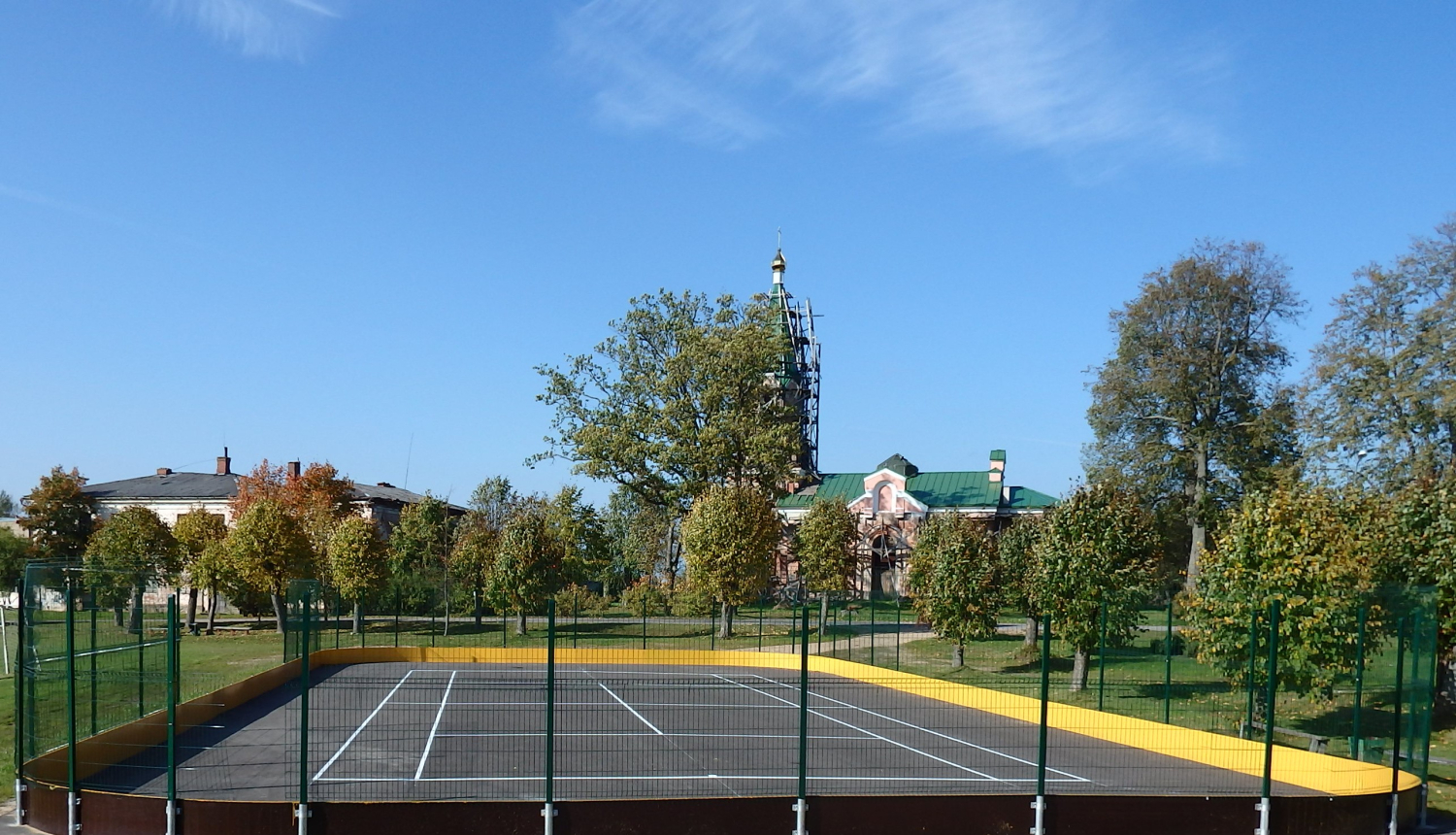 Hokeja – florbola laukums Pociemā pieejams visiem aktīvā dzīvesveida piekritējiem