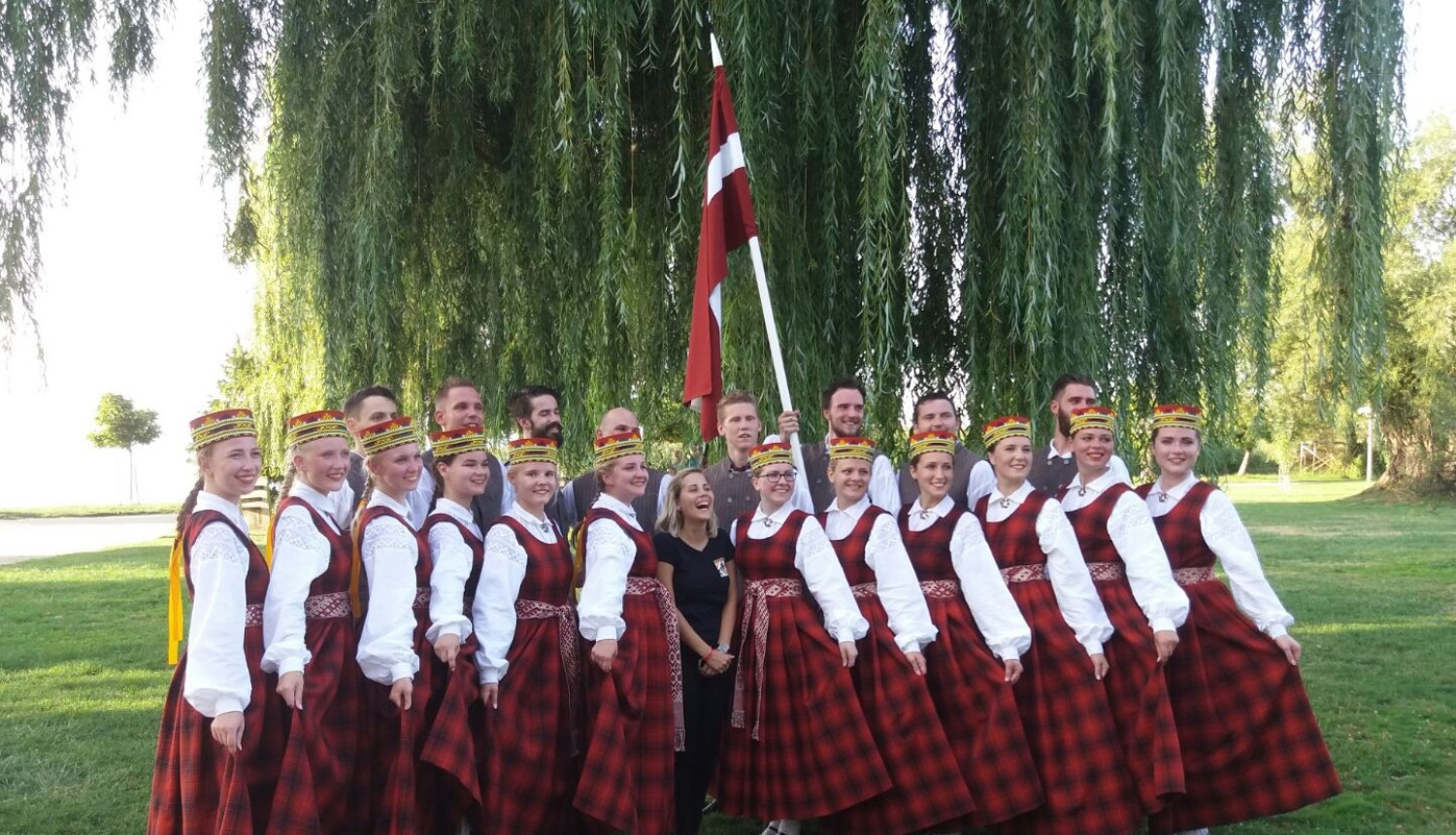 Biedrība “Vīzija” realizējusi projektu “Tautas tērps - dzīves mantojums, ko nodot nākamajām paaudzēm”