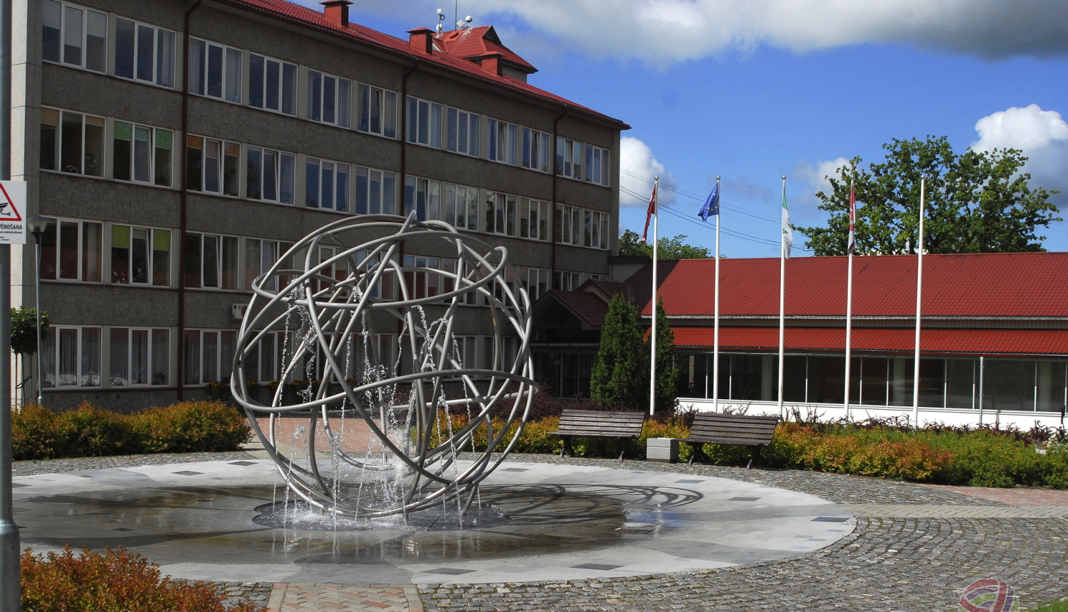 Pašvaldība noslēdz līgumu par uzņēmējdarbības veicināšanas projekta līdzfinansēšanu no ERAF līdzekļiem