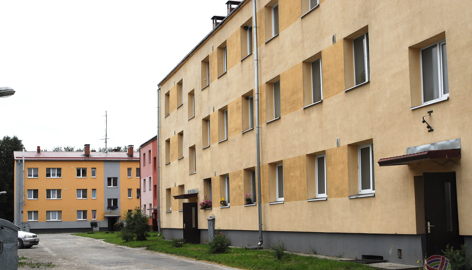 Par biedrības iesniegto pieteikumu energoefektivitātes pasākumu veikšanai daudzdzīvokļu dzīvojamā mājā