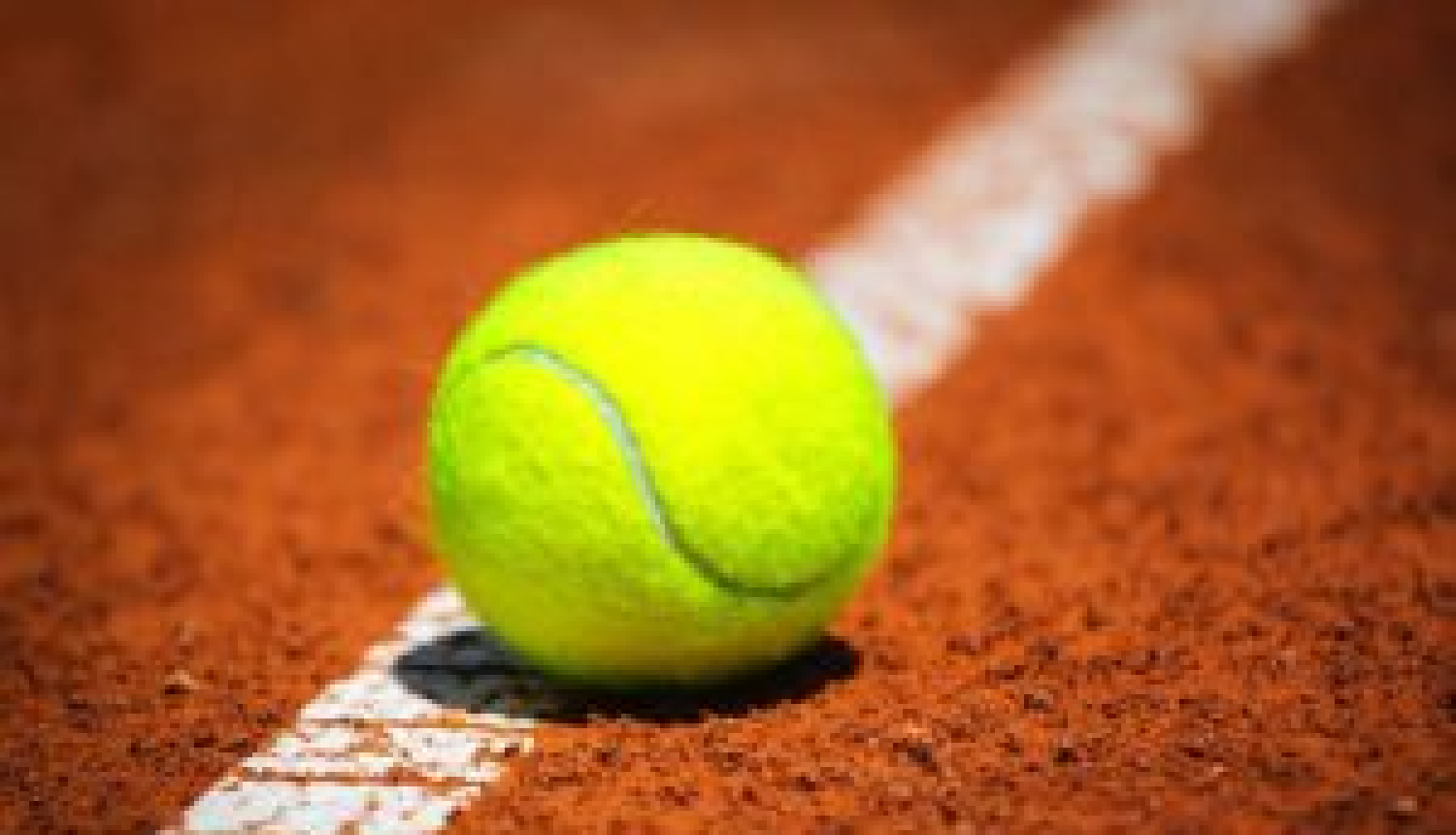 Treniņu laikos apmeklētājiem nebūs pieejams Limbažu stadiona tenisa korts