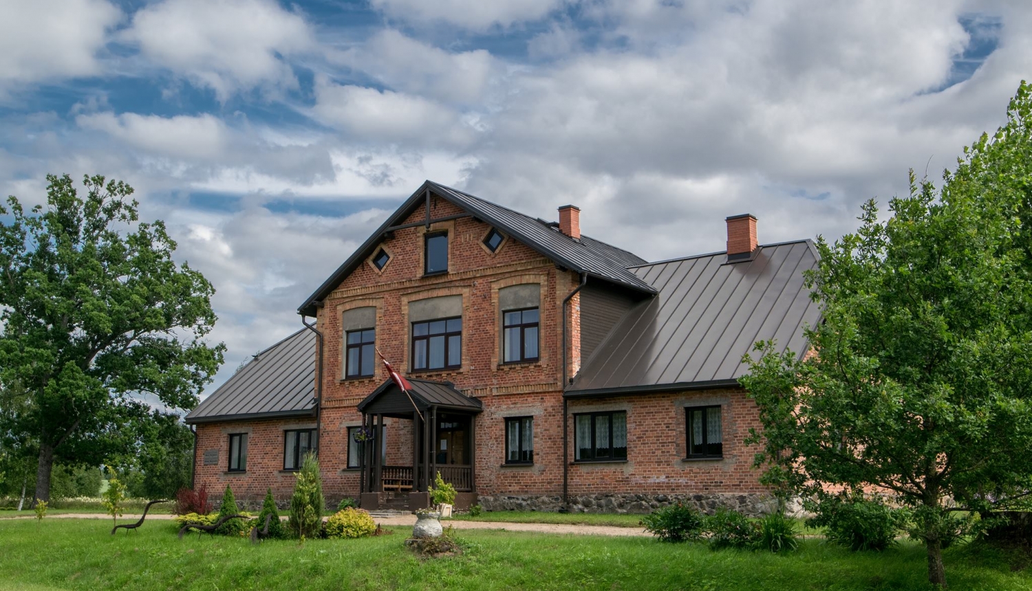Kultūras izglītības centrā “Mengaiļa sēta” veiks apkures un ūdensvada izbūvi Kultūras izglītības centrā “Mengaiļa sēta” veiks apkures un ūdensvada izbūvi