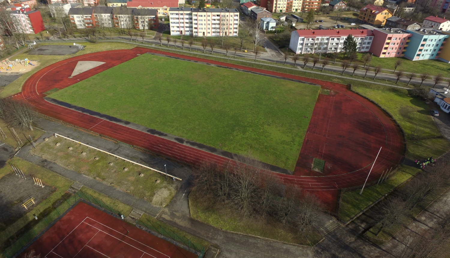 Limbažu novada pašvaldība noslēgusi līgumu par Limbažu stadiona skrejceļa seguma atjaunošanu