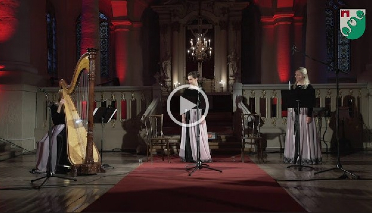 Limbažu novada pašvaldības Domes priekšsēdētāja uzruna un Limbažu novada iedzīvotājiem veltīta "Trio Angelicus" svētku koncertprogramma "Lūgšana naktij"
