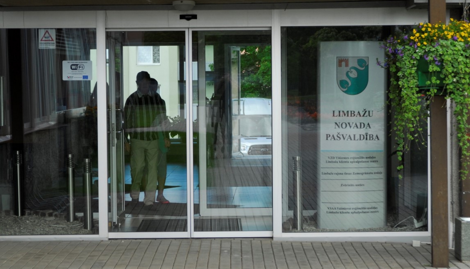 Limbažu novada dome atkārtoti lemj - Limbažu novadam pēc Administratīvi teritoriālās reformas jāsaglabā vienota teritorija