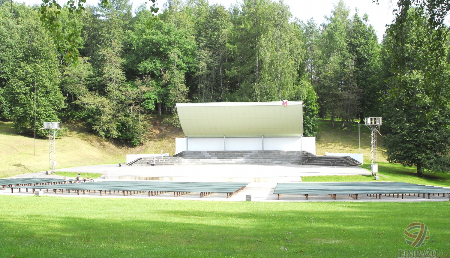 Limbažu estrāde