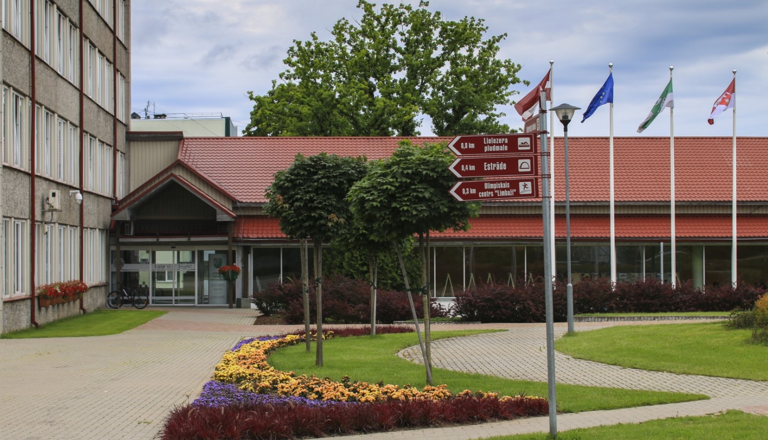 Aicinām Limbažu novada iedzīvotājus piedalīties piketā par Limbažu novada nedalāmību Aicinām Limbažu novada iedzīvotājus piedalīties piketā par Limbažu novada nedalāmību